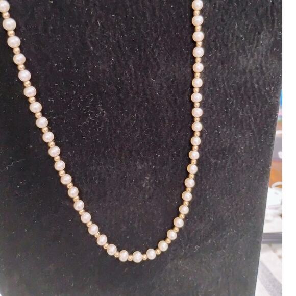Vintage 14 kt gold and pearl necklace signed MO 14kt - Picture 3 of 10
